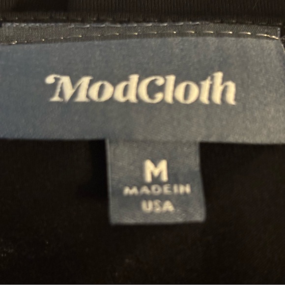 MODCLOTH Black Faux Wrap Dress - Picture 6 of 7